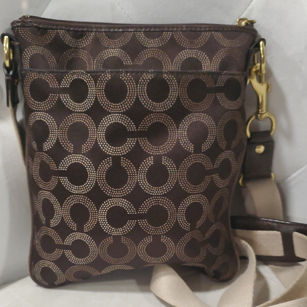 Coach Madison Chocolate Brown Signature Messenger Crossbody  Bag - Picture 3 of 10